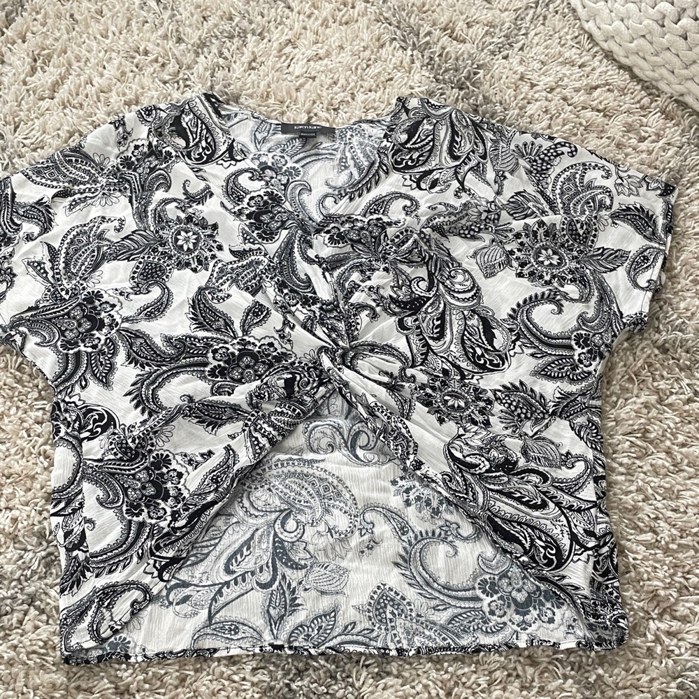 Karen Kane Womens Black White Paisley Twist Front V-Neck Short Sleeve Top Small